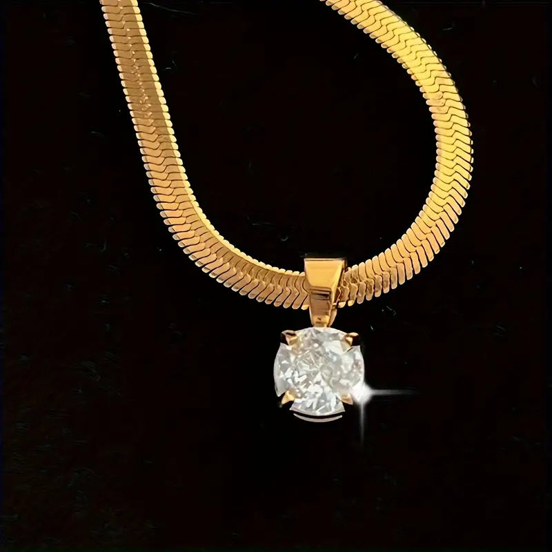 Skaistkulons | Elegants strass kulons ikdienas valkāšanai.