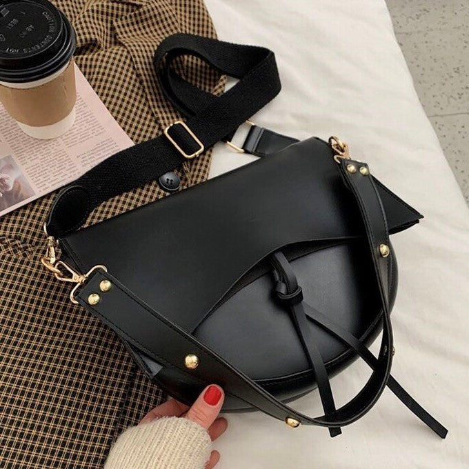 Calira | Crossbody Bag