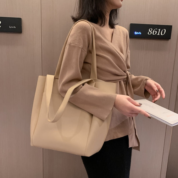 Raviel | Tote Bag