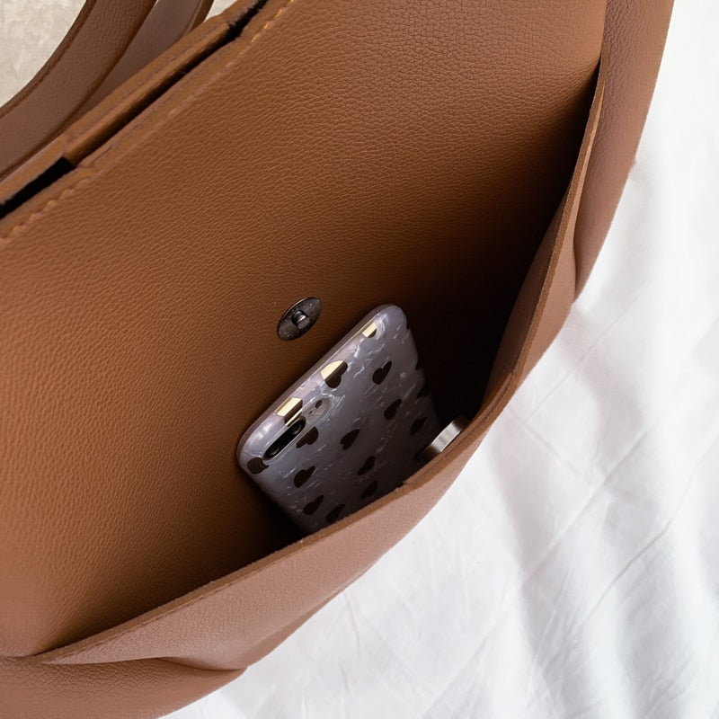 Raviel | Tote Bag