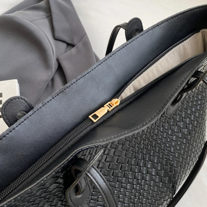 Elriva | Tote Bag