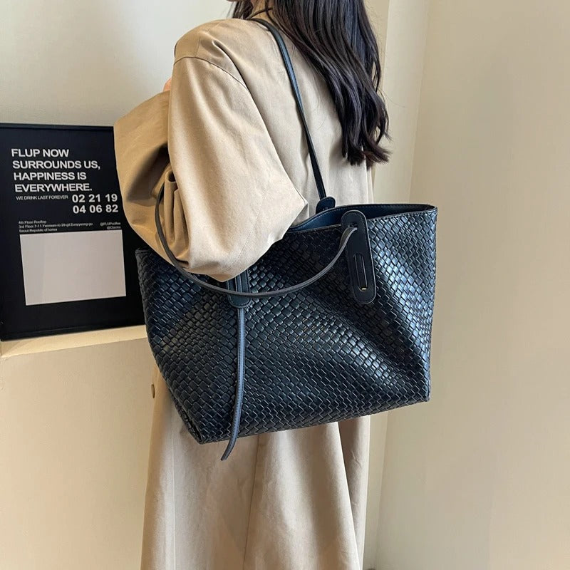 Elriva | Tote Bag