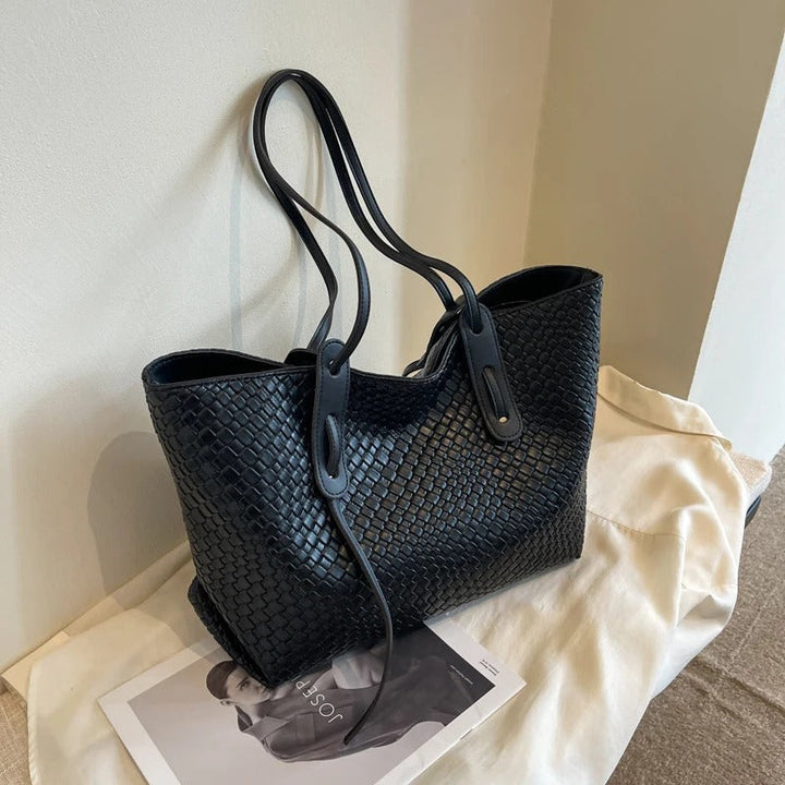 Elriva | Tote Bag