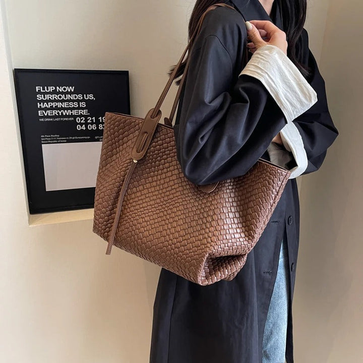 Elriva | Tote Bag