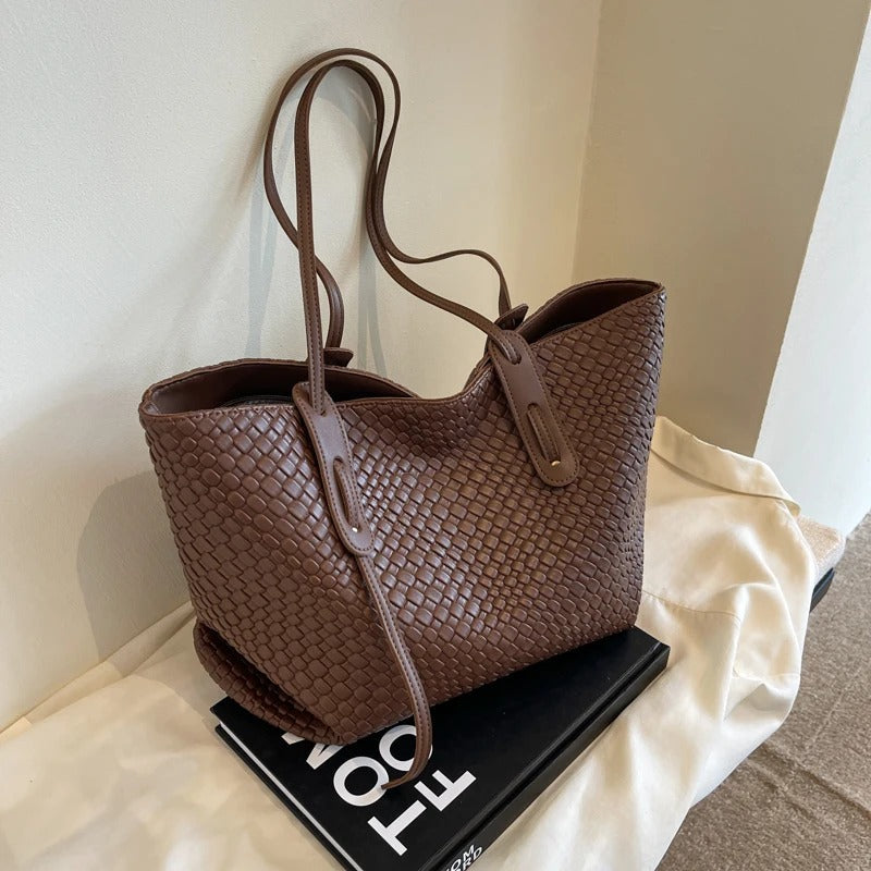 Elriva | Tote Bag