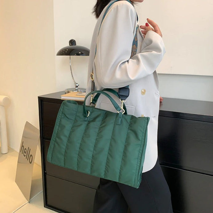 Nyvera | Tote Bag