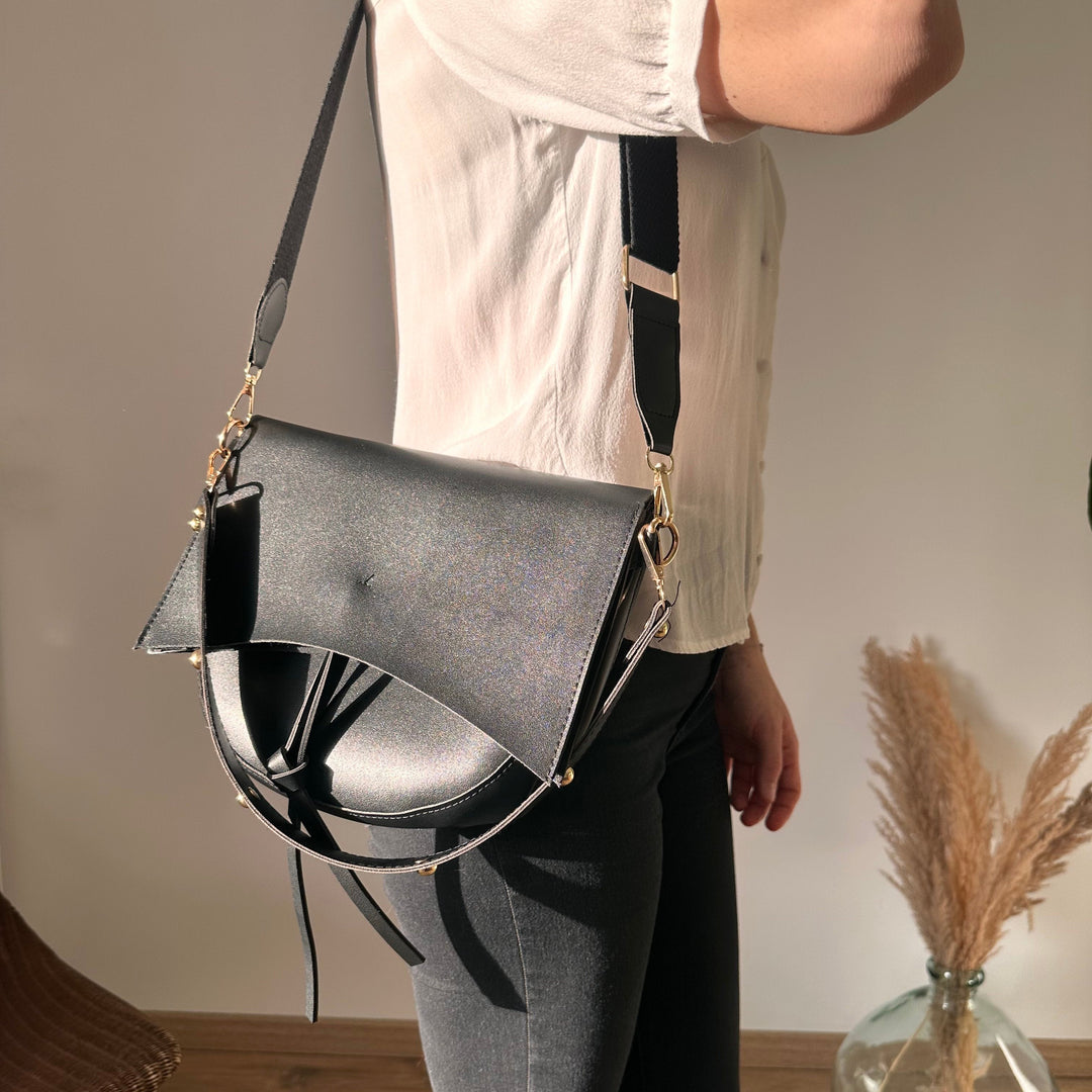Calira | Crossbody Bag