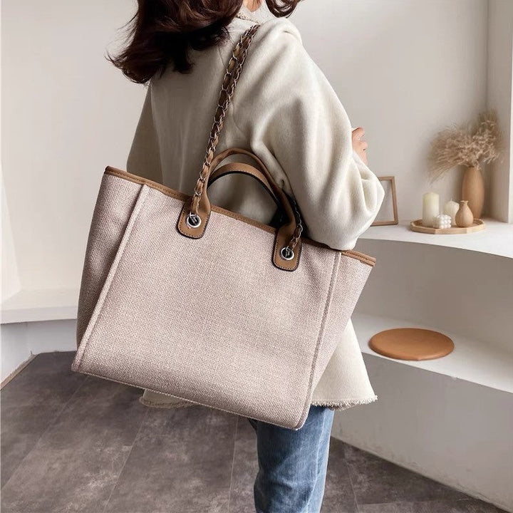 Vireon | Tote Bag