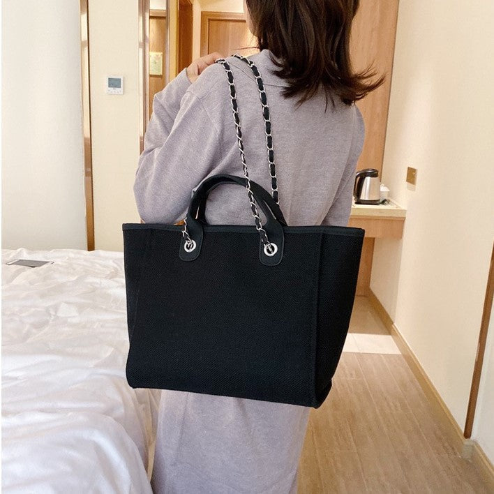 Vireon | Tote Bag