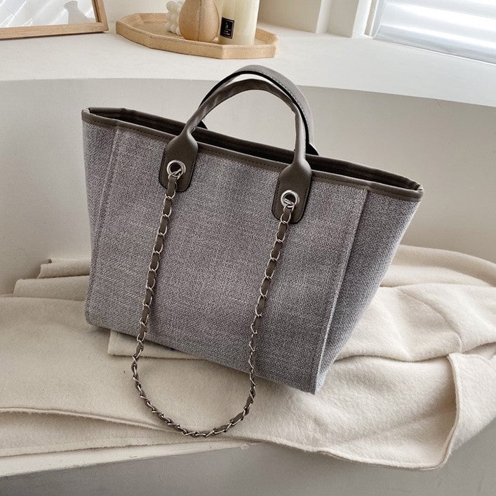 Vireon | Tote Bag