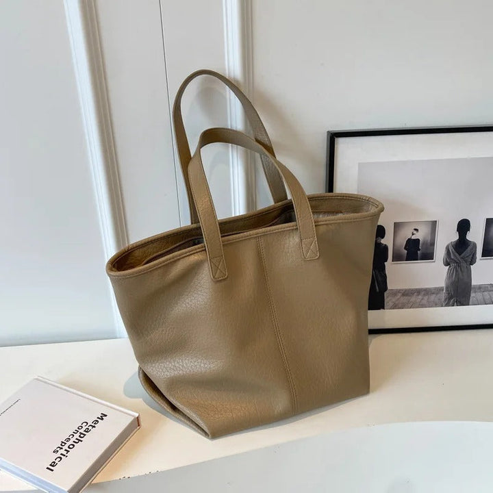 Velra | Tote Bag