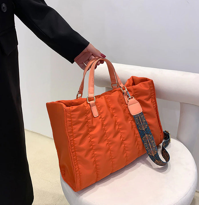 Nyvera | Tote Bag