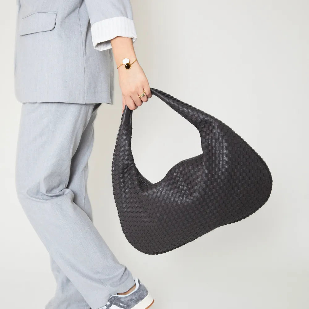 Ravelle | Tote Bag