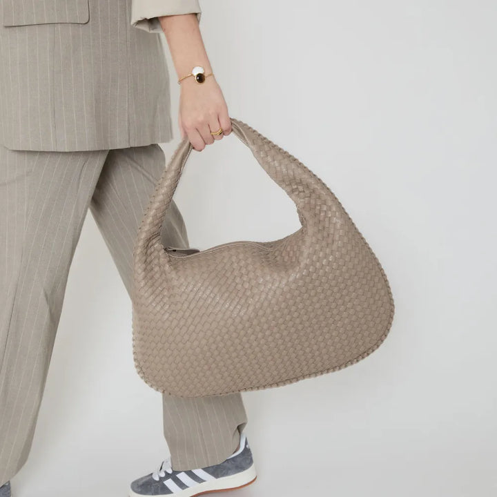 Ravelle | Tote Bag