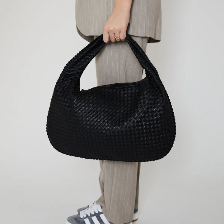 Ravelle | Tote Bag