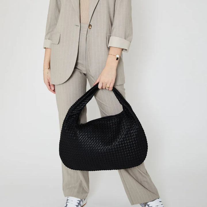 Ravelle | Tote Bag