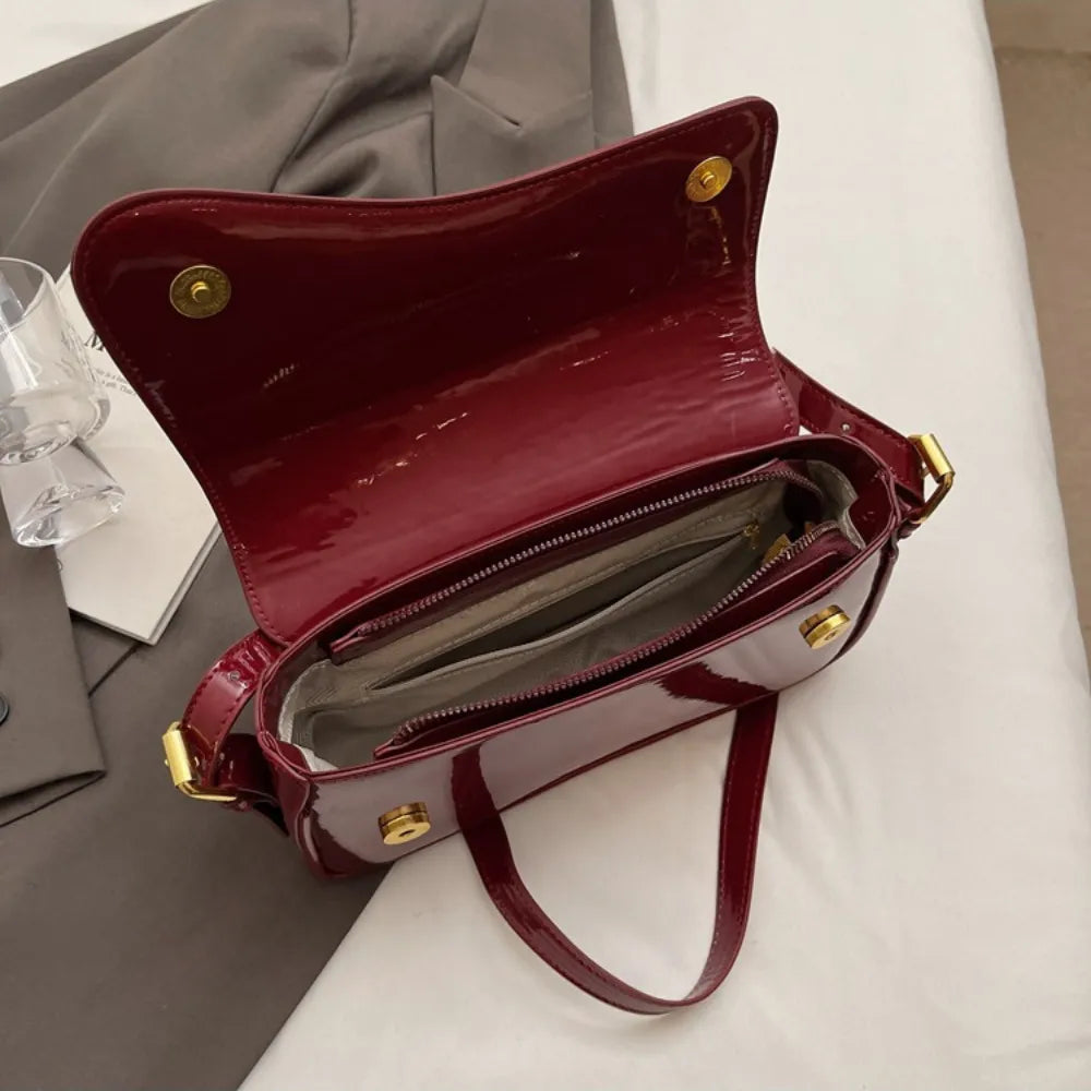 Velira | Flap Crossbody Bag
