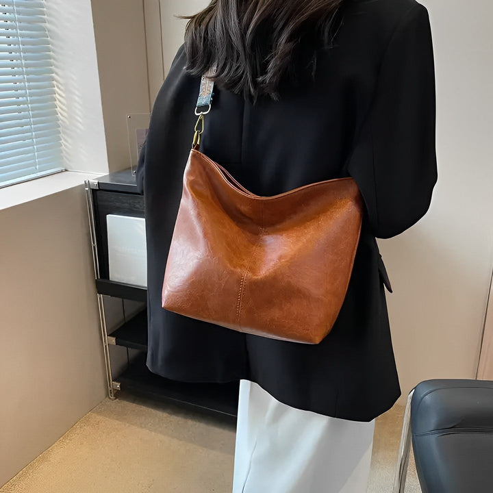 Liora | Shoulder Bag