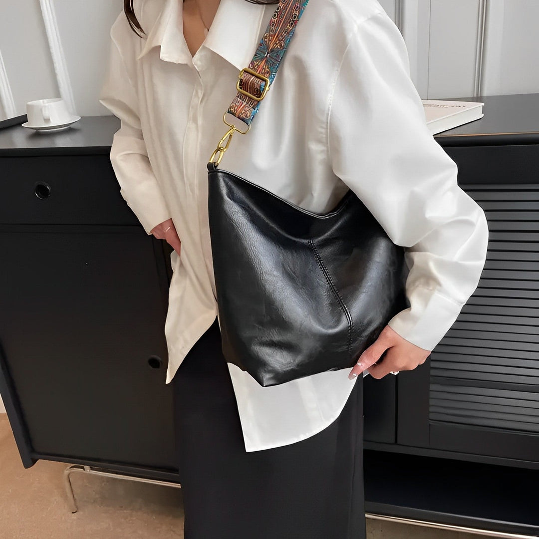 Liora | Shoulder Bag