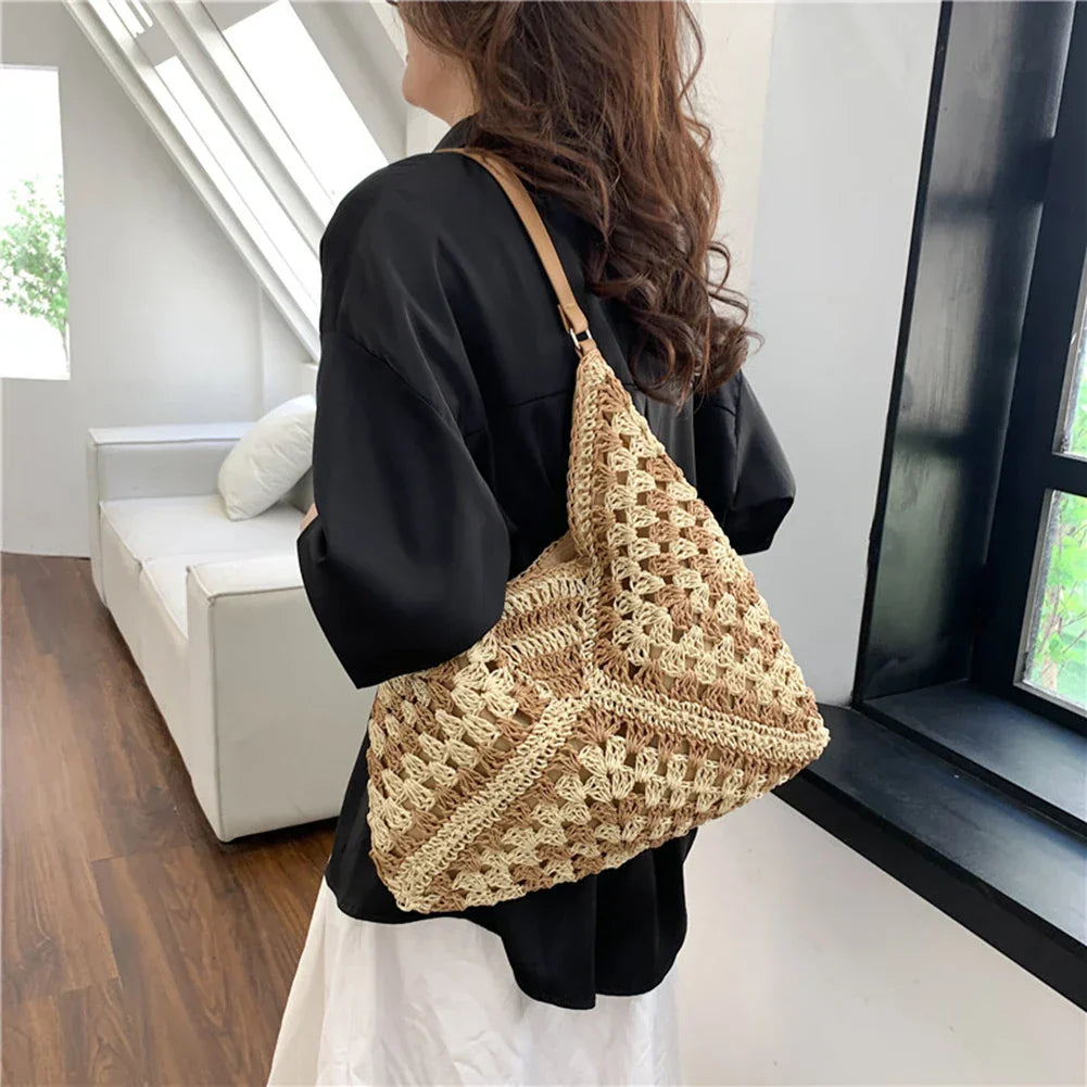 Calyra | Shoulder Bag