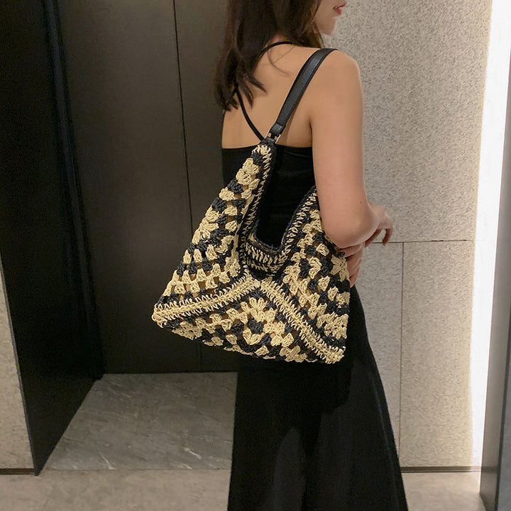 Calyra | Shoulder Bag