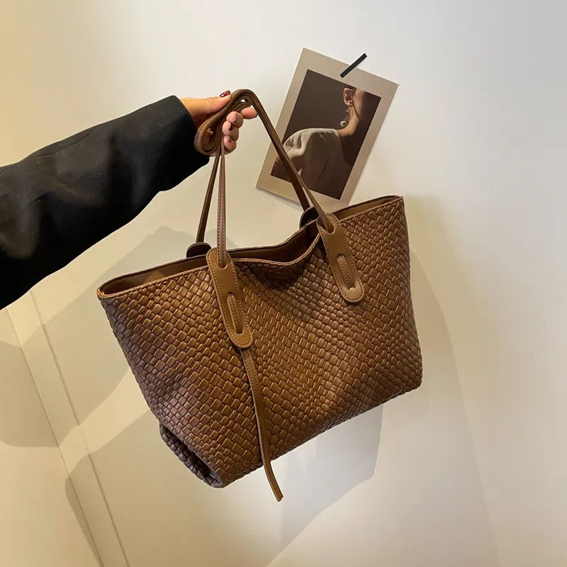 Elriva | Tote Bag