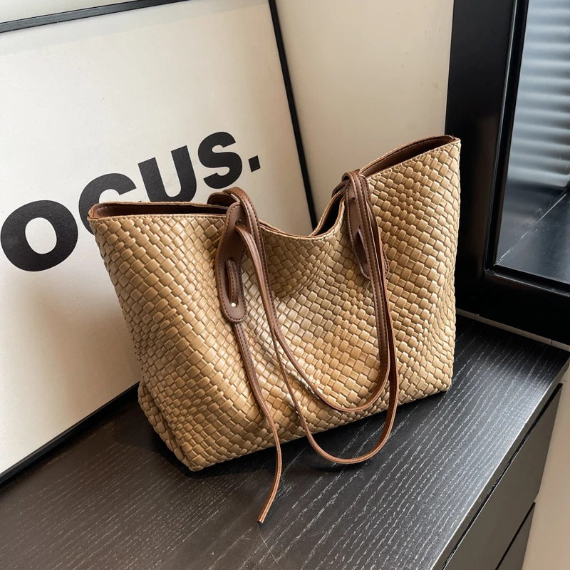 Elriva | Tote Bag