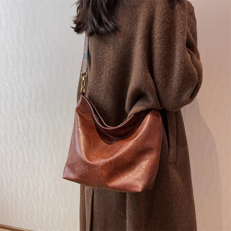 Liora | Shoulder Bag