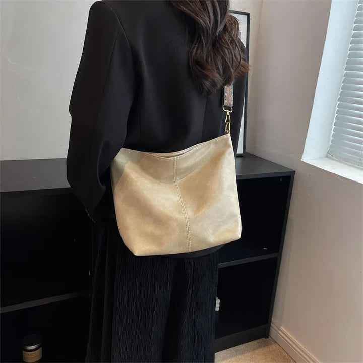 Liora | Shoulder Bag