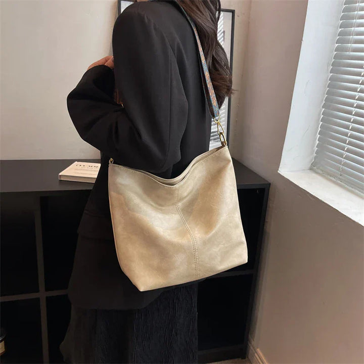 Liora | Shoulder Bag